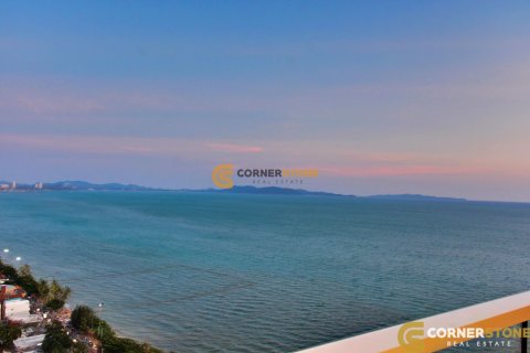 Studio in the Condo on Jomtien Beach, Pattaya, Thailand № 132195