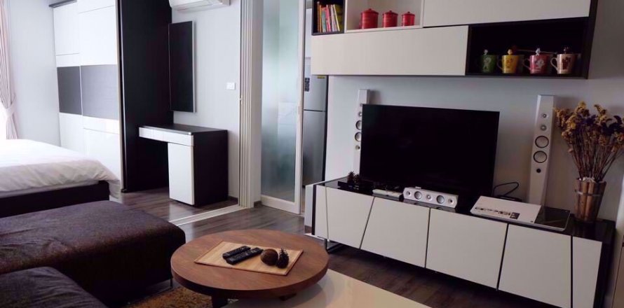 Condo in Bangkok, Thailand, 1 bedroom in Sari by Sansiri № 111463
