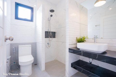 Villa in Hua Hin, Thailand 3 bedrooms № 79271 - photo 29