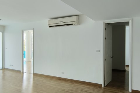 Condo in Hua Hin, Thailand, 2 bedrooms  № 79268 - photo 3