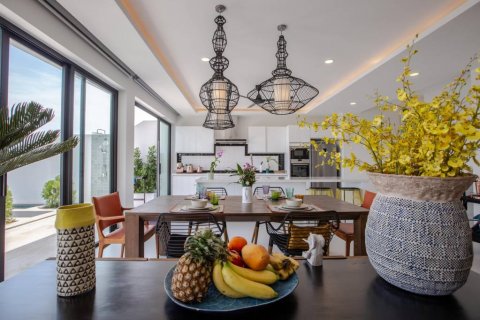 Chalet de 3 dormitorios en Surat Thani, Tailandia № 124514 - foto 8