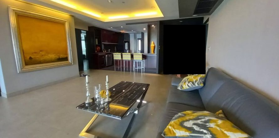 Condominio de 3 dormitorios en Sathon, Bangkok, Tailandia № 143063