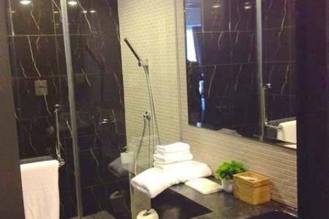 Condominio de 2 dormitorios en Bangkok, Tailandia № 143061 - foto 12