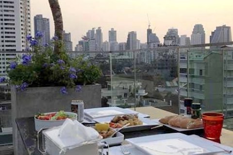 Condominio de 2 dormitorios en Bangkok, Tailandia № 143061 - foto 14