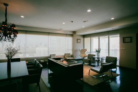Condominio de 3 dormitorios en Bangkok, Tailandia № 143516 - foto 10