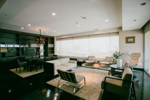 Condominio de 3 dormitorios en Bangkok, Tailandia № 143516 - foto 7