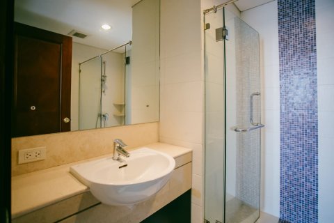 Condominio de 3 dormitorios en Bangkok, Tailandia № 143519 - foto 14
