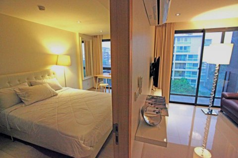 Condominio de 1 dormitorio en Bangkok, Tailandia № 143953 - foto 3