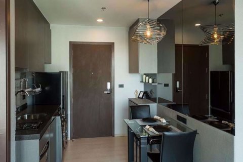 Condominio de 1 dormitorio en Ratchathewi, Bangkok, Tailandia № 76569 - foto 4