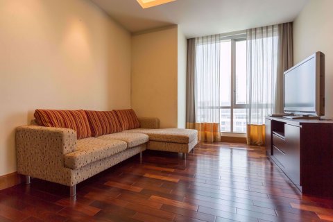 Condominio de 1 dormitorio en Sathon, Bangkok, Tailandia № 76572 - foto 2