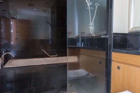 Condominio de 1 dormitorio en Sathon, Bangkok, Tailandia № 76572 - foto 20