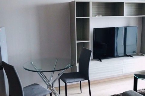 Eigentumswohnung in Bang Rak, Bangkok, Thailand, 1 Schlafzimmer  № 76566 - Foto 2