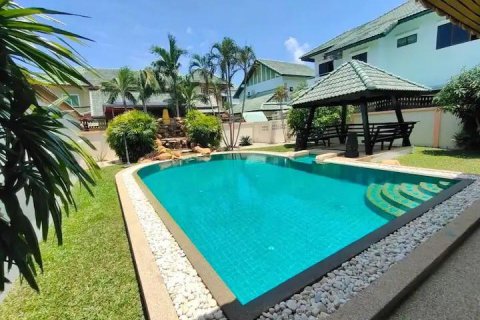 Casa de 3 dormitorios en Pattaya, Tailandia № 80703 - foto 3