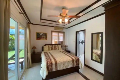 Casa de 3 dormitorios en Pattaya, Tailandia № 80703 - foto 11