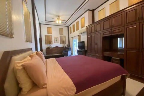 Casa de 3 dormitorios en Pattaya, Tailandia № 80703 - foto 12