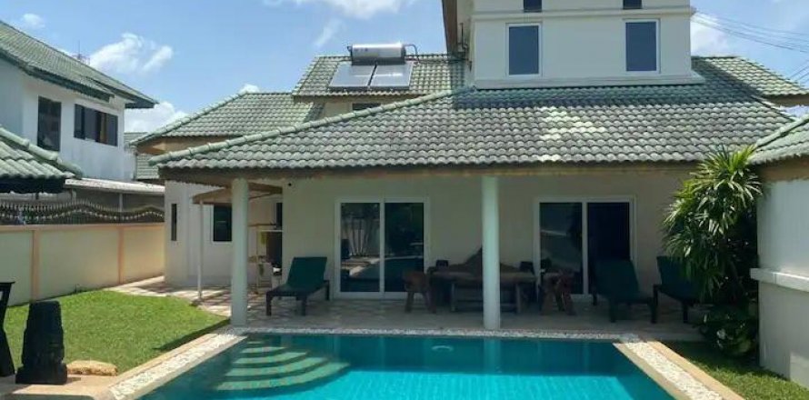 Casa de 3 dormitorios en Pattaya, Tailandia № 80703