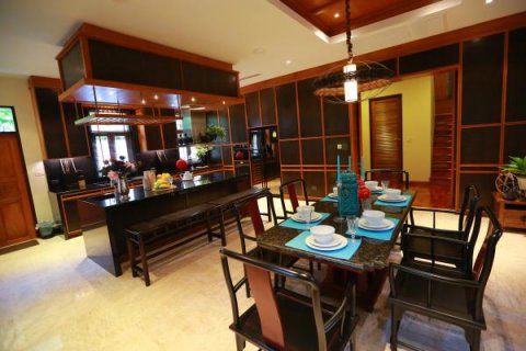Casa de 5 dormitorios en Pattaya, Tailandia № 80701 - foto 12