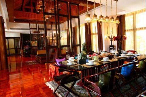 Casa de 5 dormitorios en Pattaya, Tailandia № 80701 - foto 7
