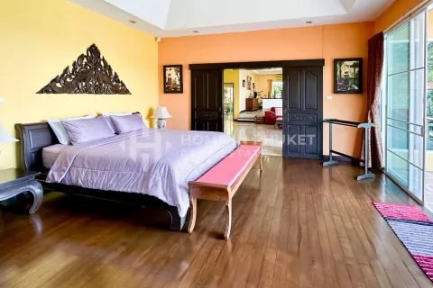 Casa de 4 dormitorios en Kamala, Tailandia № 131293 - foto 8