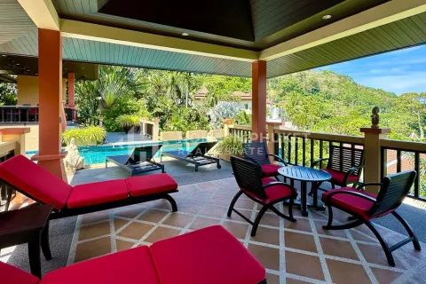 Casa de 4 dormitorios en Kamala, Tailandia № 131293 - foto 2