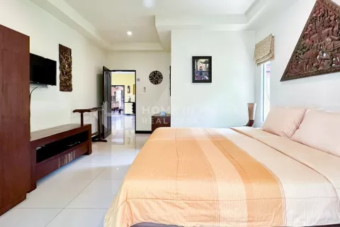 Casa de 4 dormitorios en Kamala, Tailandia № 131293 - foto 12