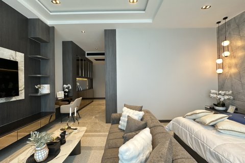 Chalet de 3 dormitorios en Pattaya, Tailandia № 130453 - foto 17
