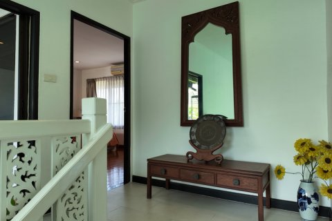 Chalet de 3 dormitorios en Pattaya, Tailandia № 130451 - foto 19