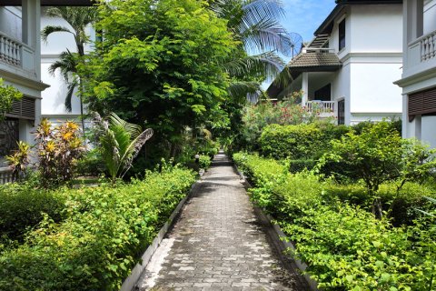 Chalet de 3 dormitorios en Pattaya, Tailandia № 130451 - foto 4