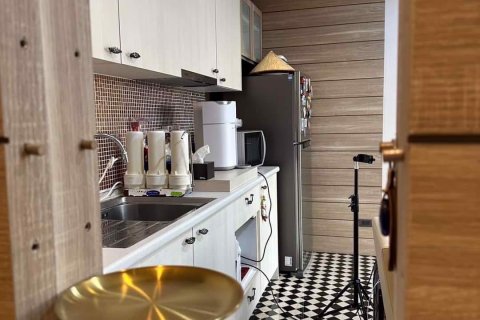 Condominio de 2 dormitorios en Nonthaburi, Tailandia № 100042 - foto 6
