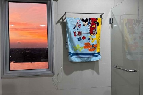 Condominio de 2 dormitorios en Nonthaburi, Tailandia № 100042 - foto 19