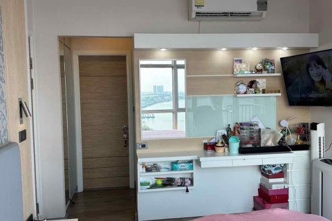 Condominio de 2 dormitorios en Nonthaburi, Tailandia № 100042 - foto 15