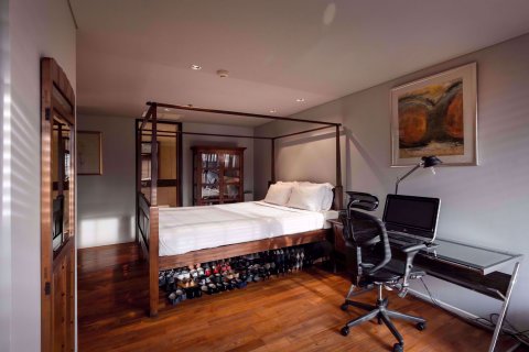 Condominio de 3 dormitorios en Khlong Toei, Bangkok, Tailandia № 77197 - foto 12