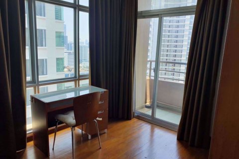 Condominio de 3 dormitorios en Pathum Wan, Bangkok, Tailandia № 77200 - foto 2