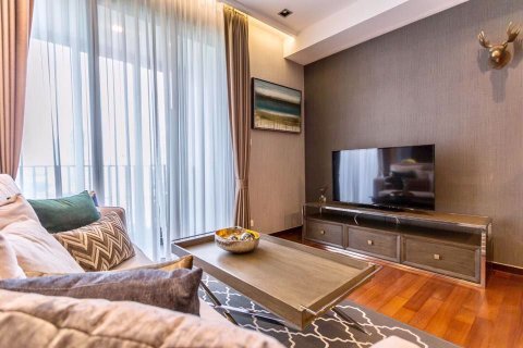 Condominio de 2 dormitorios en Khlong Toei, Bangkok, Tailandia № 77198 - foto 4