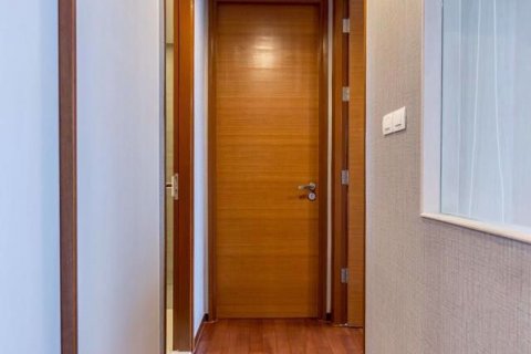 Condominio de 2 dormitorios en Khlong Toei, Bangkok, Tailandia № 77198 - foto 13
