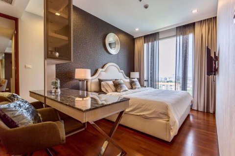 Condominio de 2 dormitorios en Khlong Toei, Bangkok, Tailandia № 77198 - foto 15
