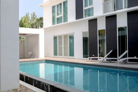 Haus in Pattaya, Thailand 5 Schlafzimmer № 9121 - Foto 5