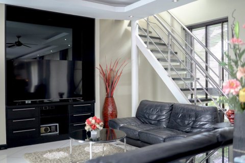 Haus in Pattaya, Thailand 5 Schlafzimmer № 9121 - Foto 11