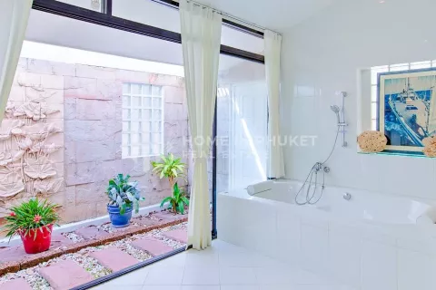Casa de 5 dormitorios en Phuket, Tailandia № 131098 - foto 21