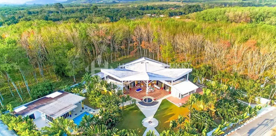 Casa de 5 dormitorios en Phuket, Tailandia № 131098