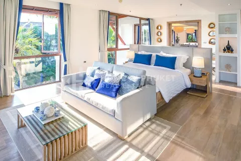 Condominio de 4 dormitorios en Phuket, Tailandia № 131570 - foto 6