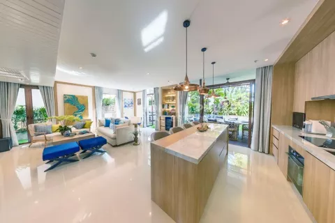 Condominio de 5 dormitorios en Phuket, Tailandia № 131572