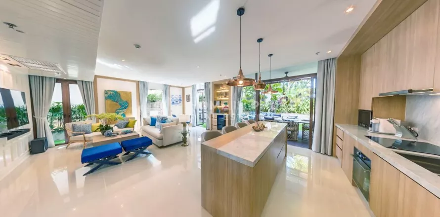 Condominio de 5 dormitorios en Phuket, Tailandia № 131572