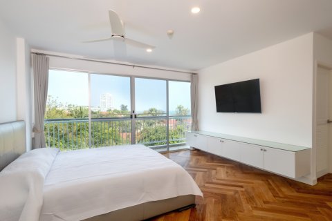 Condominio de 3 dormitorios en Hua Hin, Tailandia № 125494 - foto 11