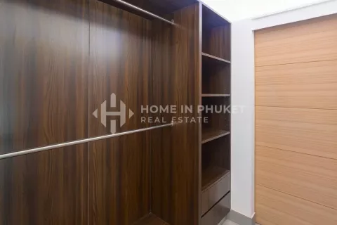 Casa de 3 dormitorios en Nai Harn Beach, Tailandia № 131564 - foto 10