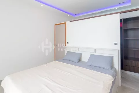 Casa de 3 dormitorios en Nai Harn Beach, Tailandia № 131564 - foto 18