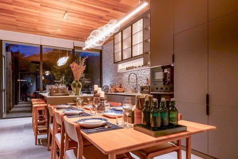 Chalet de 4 dormitorios en Kamala, Tailandia № 71543 - foto 7