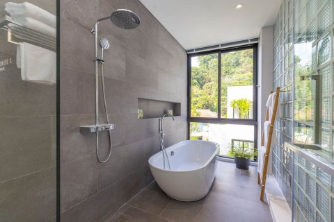 Chalet de 4 dormitorios en Kamala, Tailandia № 71543 - foto 21