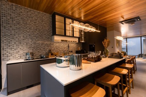 Chalet de 4 dormitorios en Kamala, Tailandia № 71543 - foto 8