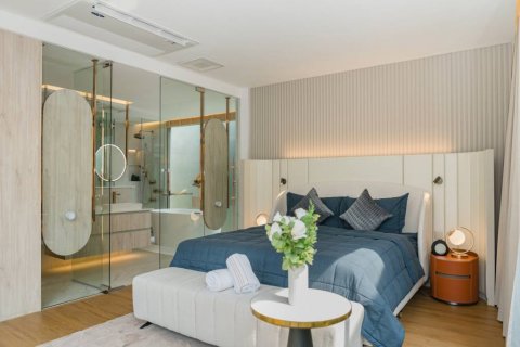 Chalet de 3 dormitorios en Phuket, Tailandia № 133011 - foto 9